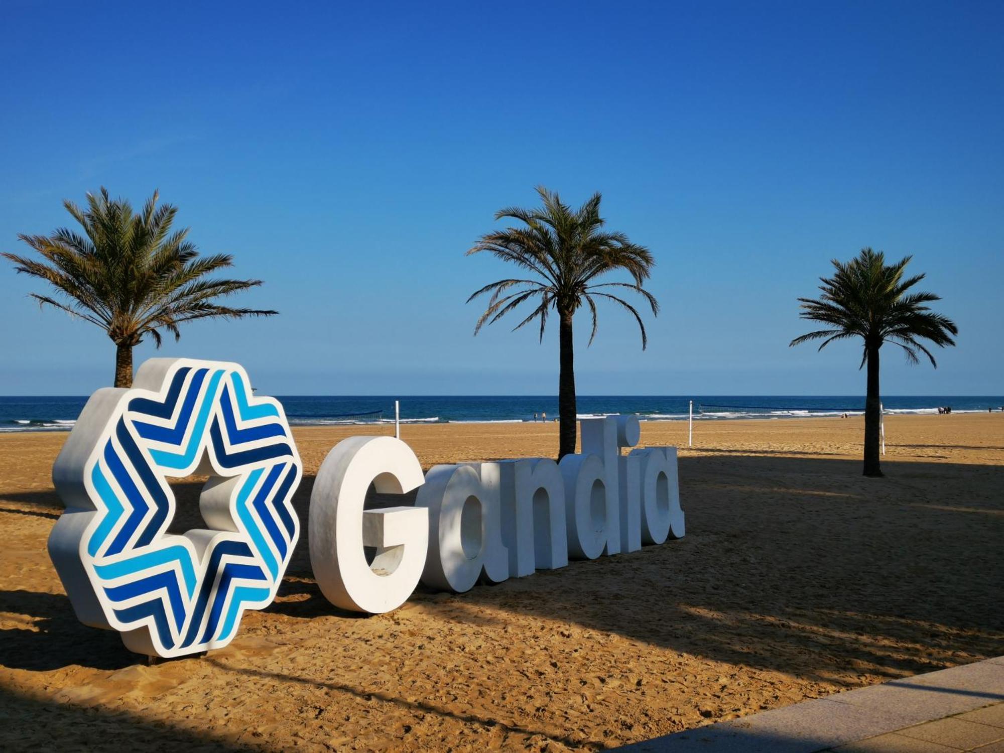 Apartamento Ana Maria Playa De Gandia Solo Familias Exteriör bild