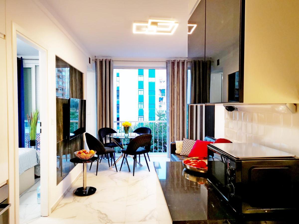 Apartamento Ana Maria Playa De Gandia Solo Familias Exteriör bild